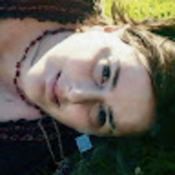 Meet your Posher, Misty - Picture 1 of 1